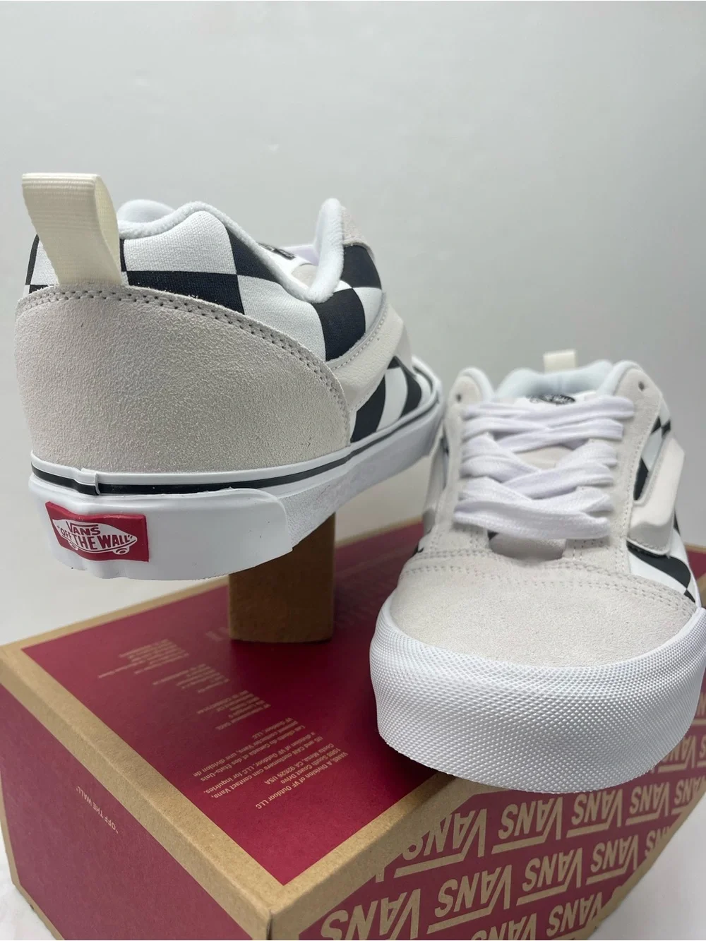 Vans Knu Skool MEGA CHECK BLANC DE BLANC/BLAC VN000D22UY6 Skate Sneakers